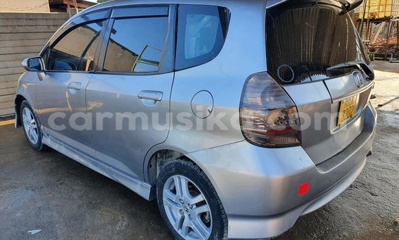 Buy Used Honda Fit Silver Car in Harare in Harare Buy Used Honda Fit Silver Car in Harare in Harare