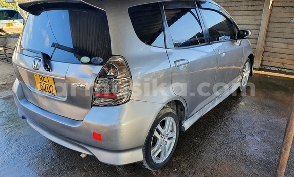Buy Used Honda Fit Silver Car in Harare in Harare Buy Used Honda Fit Silver Car in Harare in Harare