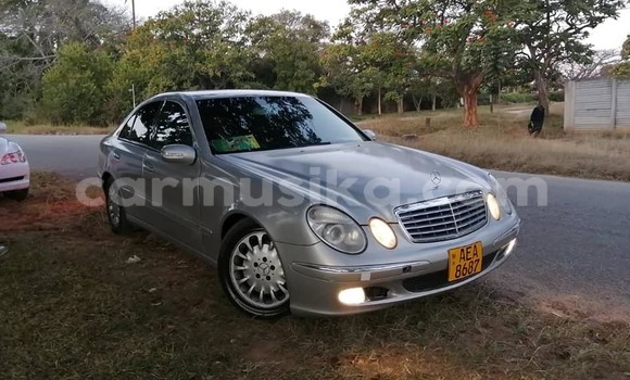 Buy Used Mercedes‒Benz E–Class Silver Car in Harare in Harare Buy Used Mercedes‒Benz E–Class Silver Car in Harare in Harare