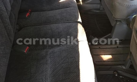 Buy Used Honda CR–V White Car in Harare in Harare Buy Used Honda CR–V White Car in Harare in Harare