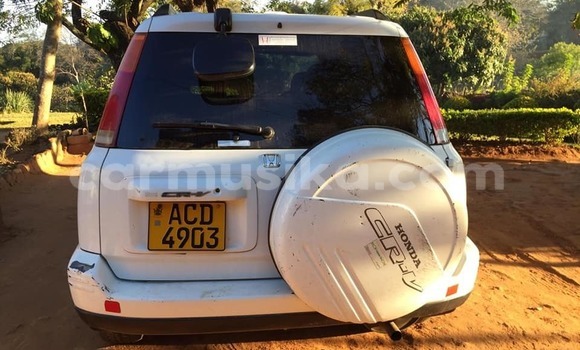 Buy Used Honda CR–V White Car in Harare in Harare Buy Used Honda CR–V White Car in Harare in Harare