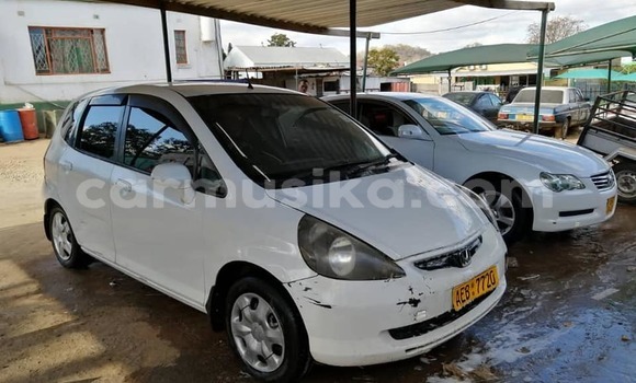 Buy Used Honda Fit White Car in Harare in Harare Buy Used Honda Fit White Car in Harare in Harare