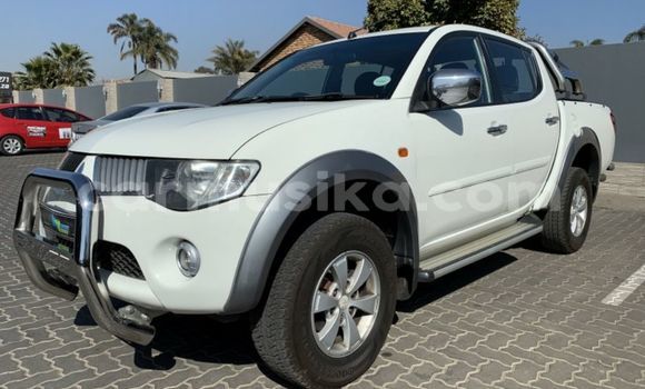 Tenga Tsaru Mitsubishi Triton Chena Mota in Alexandra Park in Harare Tenga Tsaru Mitsubishi Triton Chena Mota in Alexandra Park in Harare