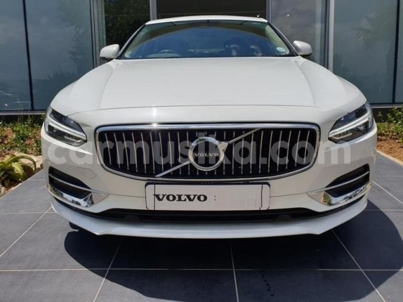 Big with watermark volvo s90 matabeleland south beitbridge 15860