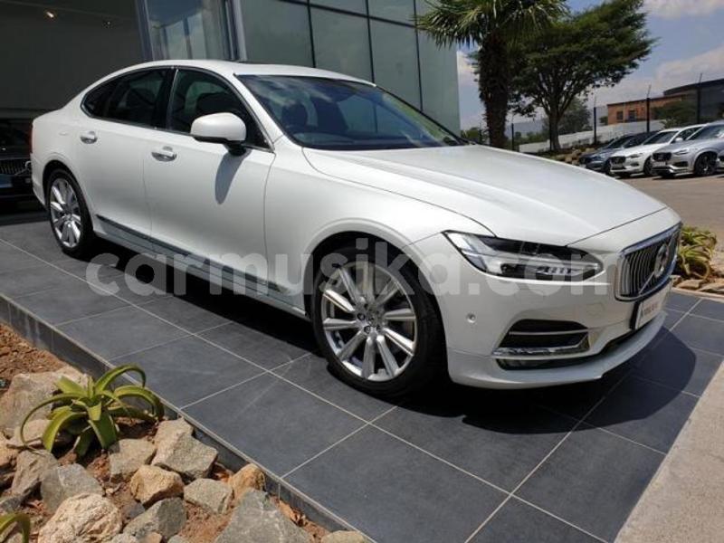 Big with watermark volvo s90 matabeleland south beitbridge 15860