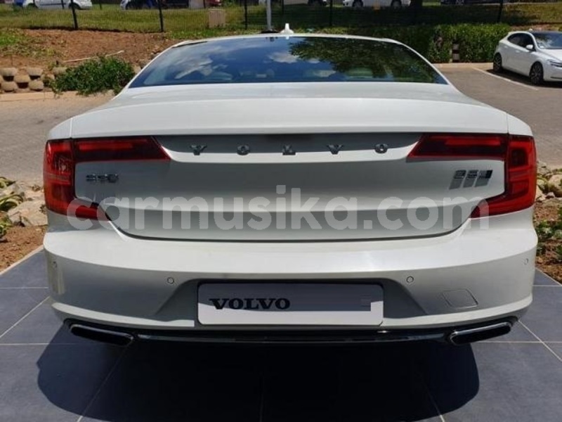 Big with watermark volvo s90 matabeleland south beitbridge 15860