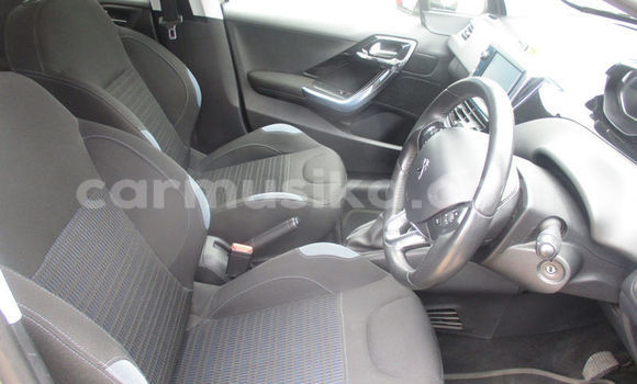 Nunua Ilio tumika Peugeot 208 Nyeupe Gari ndani ya Beitbridge nchini Matabeleland Kusini Nunua Ilio tumika Peugeot 208 Nyeupe Gari ndani ya Beitbridge nchini Matabeleland Kusini