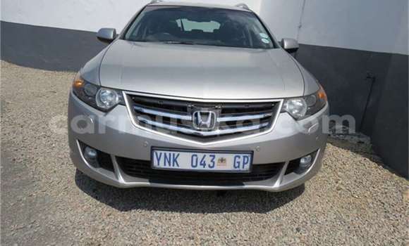 Nunua Ilio tumika Honda Accord Fedha Gari ndani ya Beitbridge nchini Matabeleland Kusini