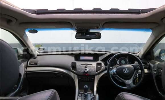 Buy Used Honda Accord Silver Car in Beitbridge in Matabeleland South Buy Used Honda Accord Silver Car in Beitbridge in Matabeleland South