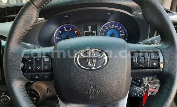 Nunua Ilio tumika Toyota Hilux Nyeupe Gari ndani ya Beitbridge nchini Matabeleland Kusini Nunua Ilio tumika Toyota Hilux Nyeupe Gari ndani ya Beitbridge nchini Matabeleland Kusini