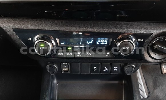 Nunua Ilio tumika Toyota Hilux Nyeupe Gari ndani ya Beitbridge nchini Matabeleland Kusini Nunua Ilio tumika Toyota Hilux Nyeupe Gari ndani ya Beitbridge nchini Matabeleland Kusini