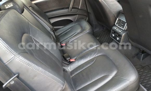 Acheter Occasion Voiture Audi Q7 Gris à Beitbridge, Matabeleland South Acheter Occasion Voiture Audi Q7 Gris à Beitbridge, Matabeleland South