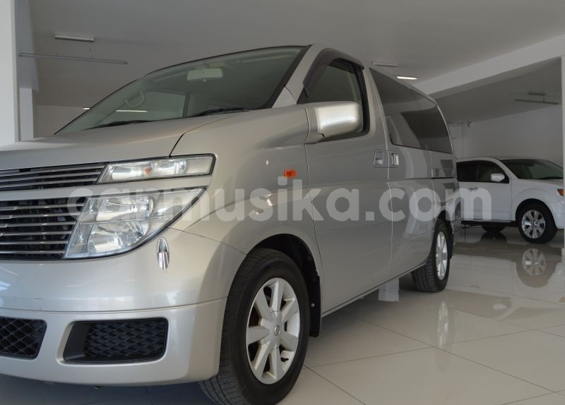 Big with watermark nissan elgrand matabeleland south beitbridge 15873