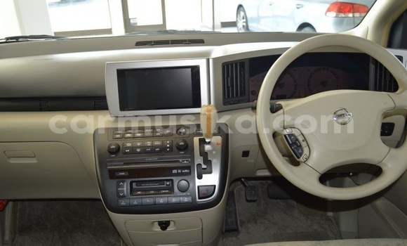 Tenga Tsaru Nissan Elgrand Chena Mota in Beitbridge in Matabeleland South Tenga Tsaru Nissan Elgrand Chena Mota in Beitbridge in Matabeleland South