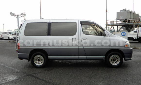 Acheter Occasion Voiture Toyota Granvia Autre à Beitbridge, Matabeleland South Acheter Occasion Voiture Toyota Granvia Autre à Beitbridge, Matabeleland South