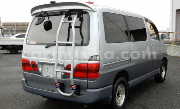 Acheter Occasion Voiture Toyota Granvia Autre à Beitbridge, Matabeleland South Acheter Occasion Voiture Toyota Granvia Autre à Beitbridge, Matabeleland South