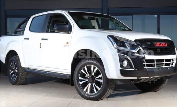 Buy Used Isuzu KB White Car in Harare in Harare Buy Used Isuzu KB White Car in Harare in Harare