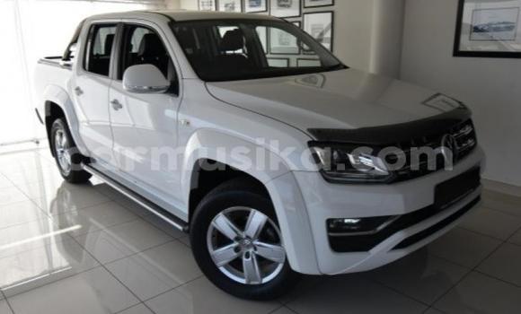 Nunua Ilio tumika Volkswagen Amarok Nyeupe Gari ndani ya Harare nchini Harare