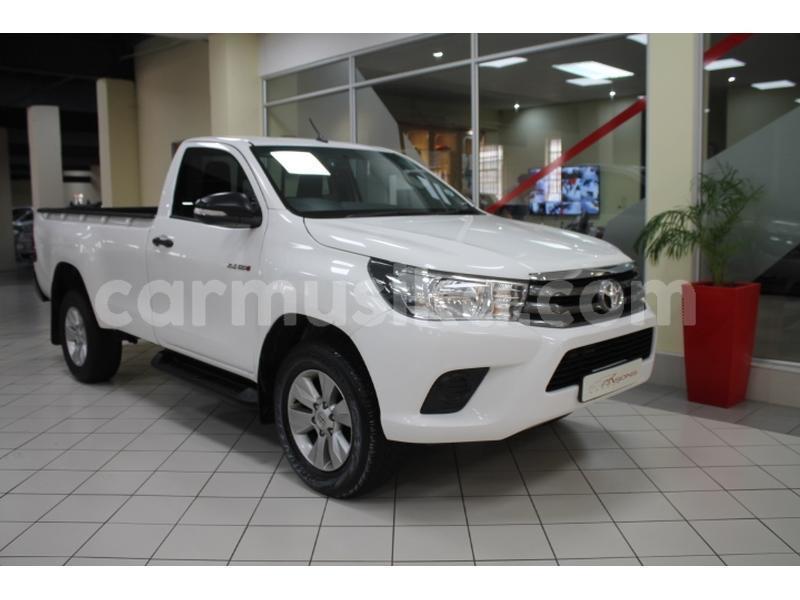 Big with watermark toyota hilux matabeleland south beitbridge 15912