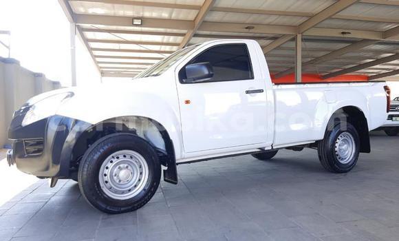 Buy Used Isuzu KB White Car in Beitbridge in Matabeleland South