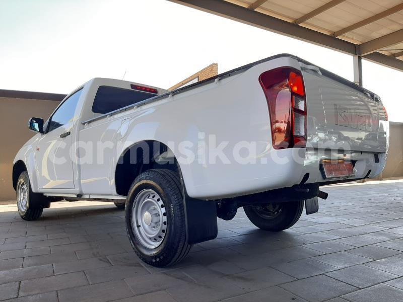 Big with watermark isuzu kb matabeleland south beitbridge 15921