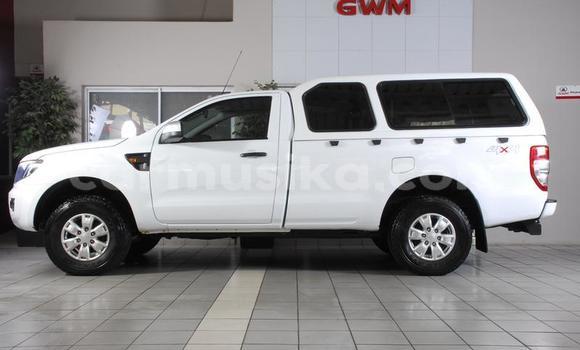 Acheter Occasion Voiture Ford Ranger Blanc à Beitbridge, Matabeleland South Acheter Occasion Voiture Ford Ranger Blanc à Beitbridge, Matabeleland South