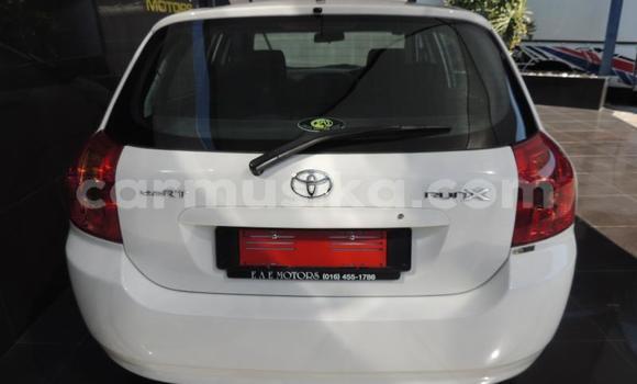 Acheter Occasion Voiture Toyota Runx Blanc à Beitbridge, Matabeleland South Acheter Occasion Voiture Toyota Runx Blanc à Beitbridge, Matabeleland South