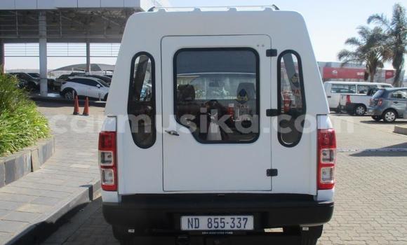 Acheter Occasion Voiture Ford Ranger Blanc à Beitbridge, Matabeleland South Acheter Occasion Voiture Ford Ranger Blanc à Beitbridge, Matabeleland South