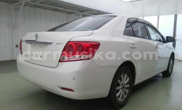 Acheter Occasion Voiture Toyota Allion Blanc à Beitbridge, Matabeleland South Acheter Occasion Voiture Toyota Allion Blanc à Beitbridge, Matabeleland South