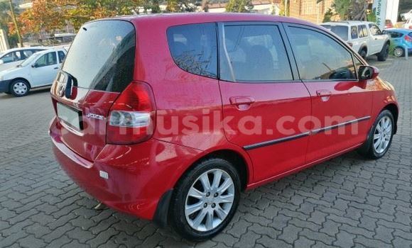 Tenga Tsaru Honda Jazz Tsvuku Mota in Beitbridge in Matabeleland South