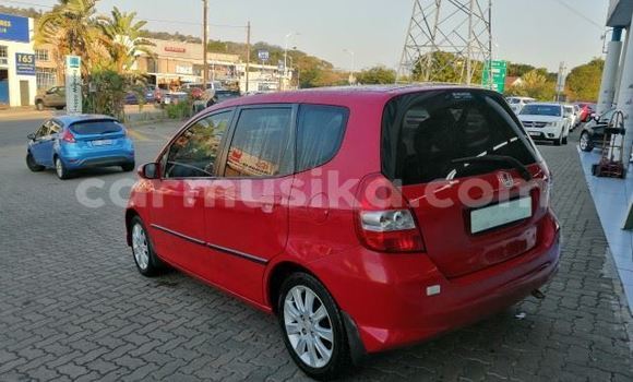 Tenga Tsaru Honda Jazz Tsvuku Mota in Beitbridge in Matabeleland South Tenga Tsaru Honda Jazz Tsvuku Mota in Beitbridge in Matabeleland South