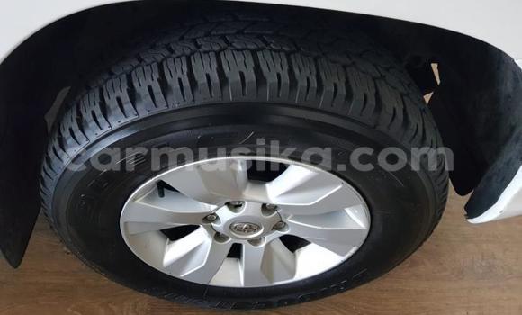 Acheter Occasion Voiture Toyota Hilux Blanc à Beitbridge, Matabeleland South Acheter Occasion Voiture Toyota Hilux Blanc à Beitbridge, Matabeleland South