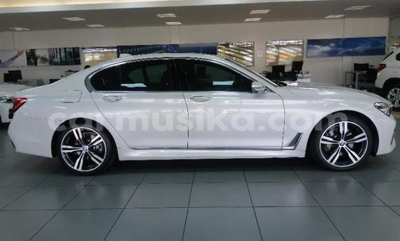 Tenga Tsaru BMW 7er Chena Mota in Beitbridge in Matabeleland South Tenga Tsaru BMW 7er Chena Mota in Beitbridge in Matabeleland South