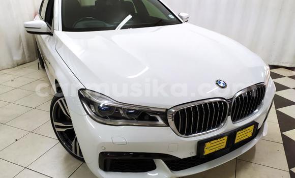 Tenga Tsaru BMW 7er Chena Mota in Beitbridge in Matabeleland South Tenga Tsaru BMW 7er Chena Mota in Beitbridge in Matabeleland South