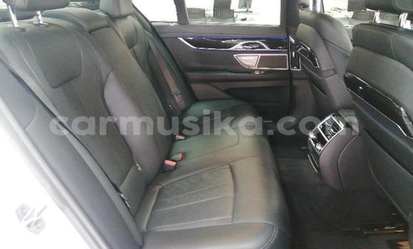 Tenga Tsaru BMW 7er Chena Mota in Beitbridge in Matabeleland South Tenga Tsaru BMW 7er Chena Mota in Beitbridge in Matabeleland South