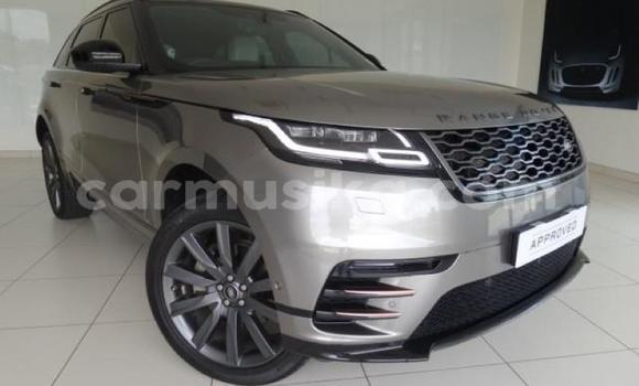 Buy Used Land Rover Discovery Sport Silver Car in Beitbridge in Matabeleland South Buy Used Land Rover Discovery Sport Silver Car in Beitbridge in Matabeleland South
