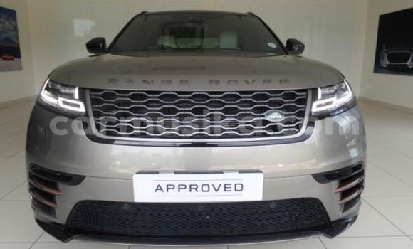 Buy Used Land Rover Discovery Sport Silver Car in Beitbridge in Matabeleland South Buy Used Land Rover Discovery Sport Silver Car in Beitbridge in Matabeleland South