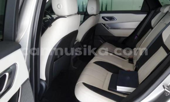 Buy Used Land Rover Discovery Sport Silver Car in Beitbridge in Matabeleland South Buy Used Land Rover Discovery Sport Silver Car in Beitbridge in Matabeleland South