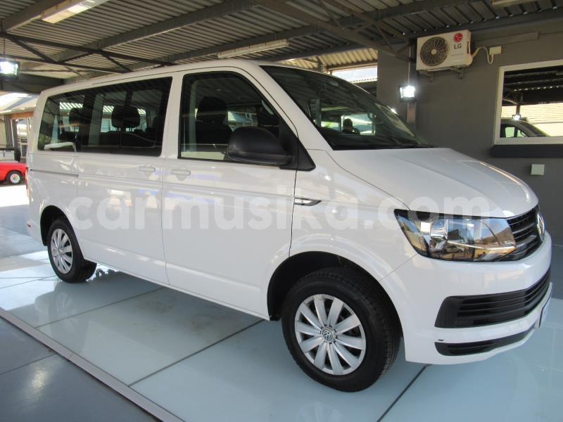 Big with watermark volkswagen caravelle matabeleland south beitbridge 15942