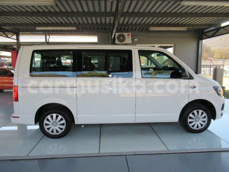 Big with watermark volkswagen caravelle matabeleland south beitbridge 15942