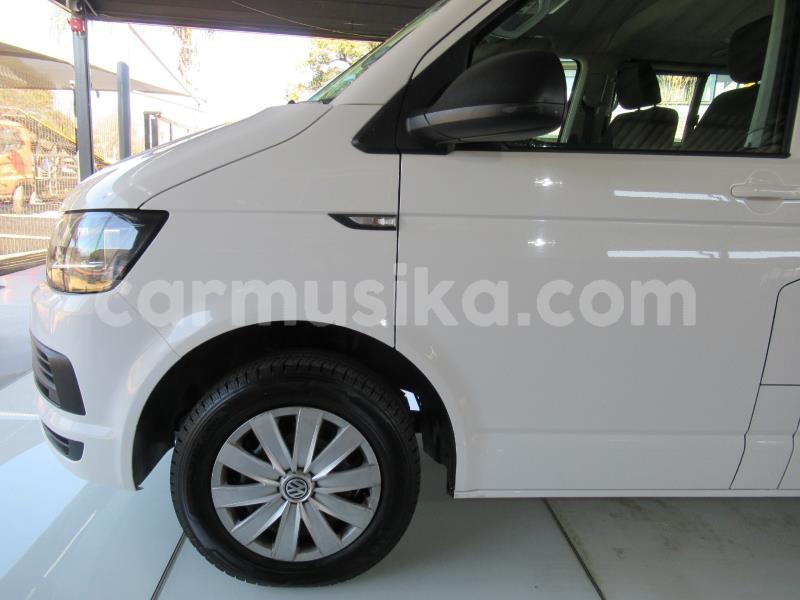 Big with watermark volkswagen caravelle matabeleland south beitbridge 15942