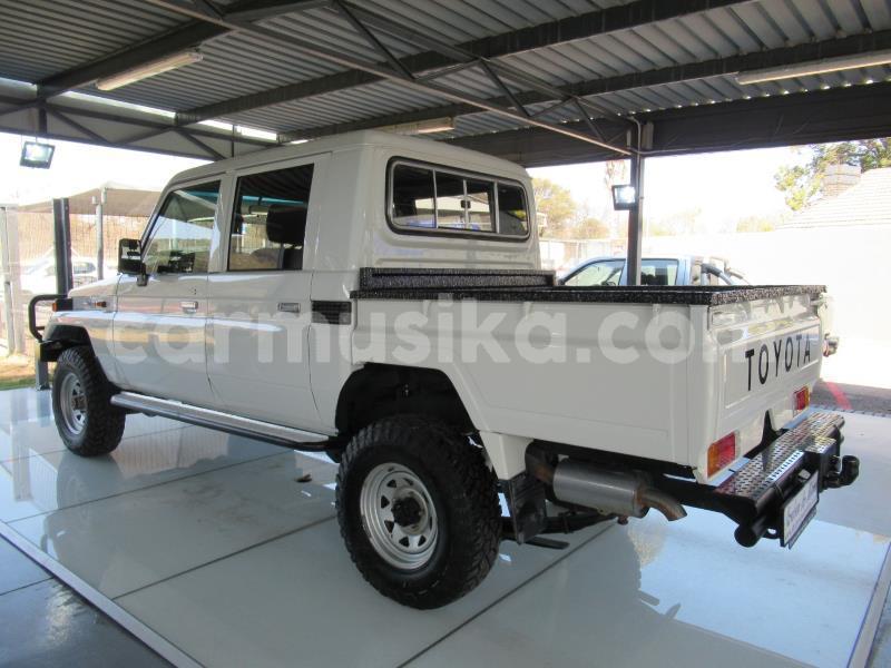 Big with watermark toyota land cruiser matabeleland south beitbridge 15943