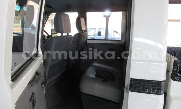 Acheter Occasion Voiture Toyota Land Cruiser Gris à Beitbridge, Matabeleland South Acheter Occasion Voiture Toyota Land Cruiser Gris à Beitbridge, Matabeleland South