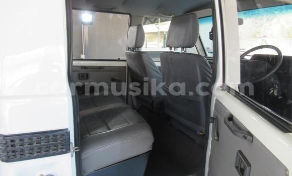 Acheter Occasion Voiture Toyota Land Cruiser Gris à Beitbridge, Matabeleland South Acheter Occasion Voiture Toyota Land Cruiser Gris à Beitbridge, Matabeleland South