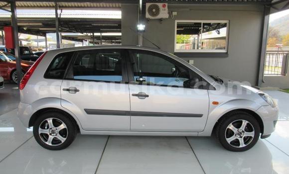 Acheter Occasion Voiture Ford Focus Gris à Beitbridge, Matabeleland South Acheter Occasion Voiture Ford Focus Gris à Beitbridge, Matabeleland South