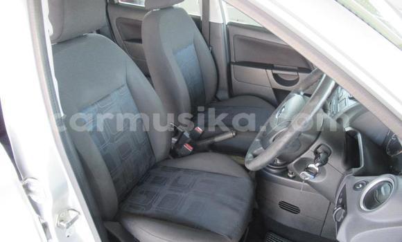 Acheter Occasion Voiture Ford Focus Gris à Beitbridge, Matabeleland South Acheter Occasion Voiture Ford Focus Gris à Beitbridge, Matabeleland South