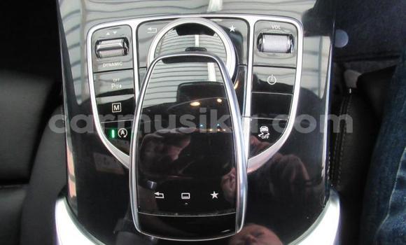 Acheter Occasion Voiture Mercedes‒Benz C–Class Blanc à Beitbridge, Matabeleland South Acheter Occasion Voiture Mercedes‒Benz C–Class Blanc à Beitbridge, Matabeleland South