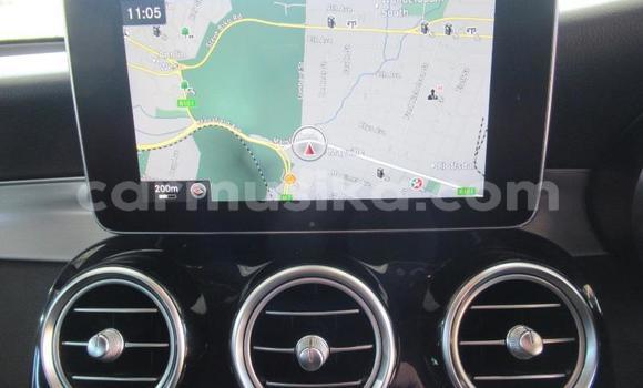 Acheter Occasion Voiture Mercedes‒Benz C–Class Blanc à Beitbridge, Matabeleland South Acheter Occasion Voiture Mercedes‒Benz C–Class Blanc à Beitbridge, Matabeleland South