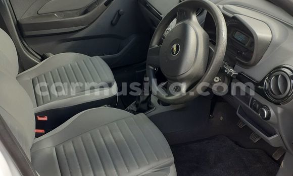 Tenga Tsaru Chevrolet Corsa Chena Mota in Beitbridge in Matabeleland South Tenga Tsaru Chevrolet Corsa Chena Mota in Beitbridge in Matabeleland South