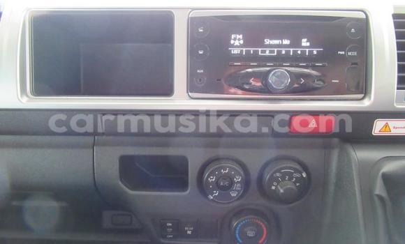 Acheter Occasion Voiture Toyota Hiace Blanc à Beitbridge, Matabeleland South Acheter Occasion Voiture Toyota Hiace Blanc à Beitbridge, Matabeleland South